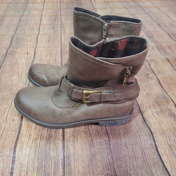 Baretraps Womens Boots Brown 7 M Crosby Bootie 1" Block Heel Round Toe Side Zip - Picture 4 of 10